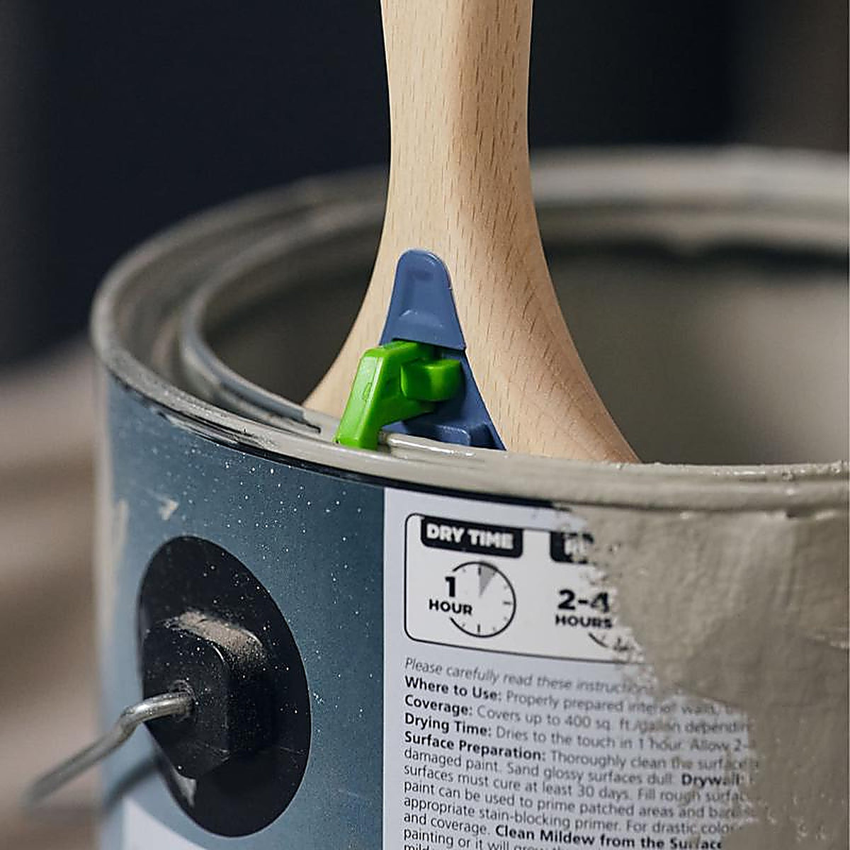 Wooster - 5301-2 1/2 - Hook and Hold 2-1/12 In. Soft Angle Trim Paint Brush