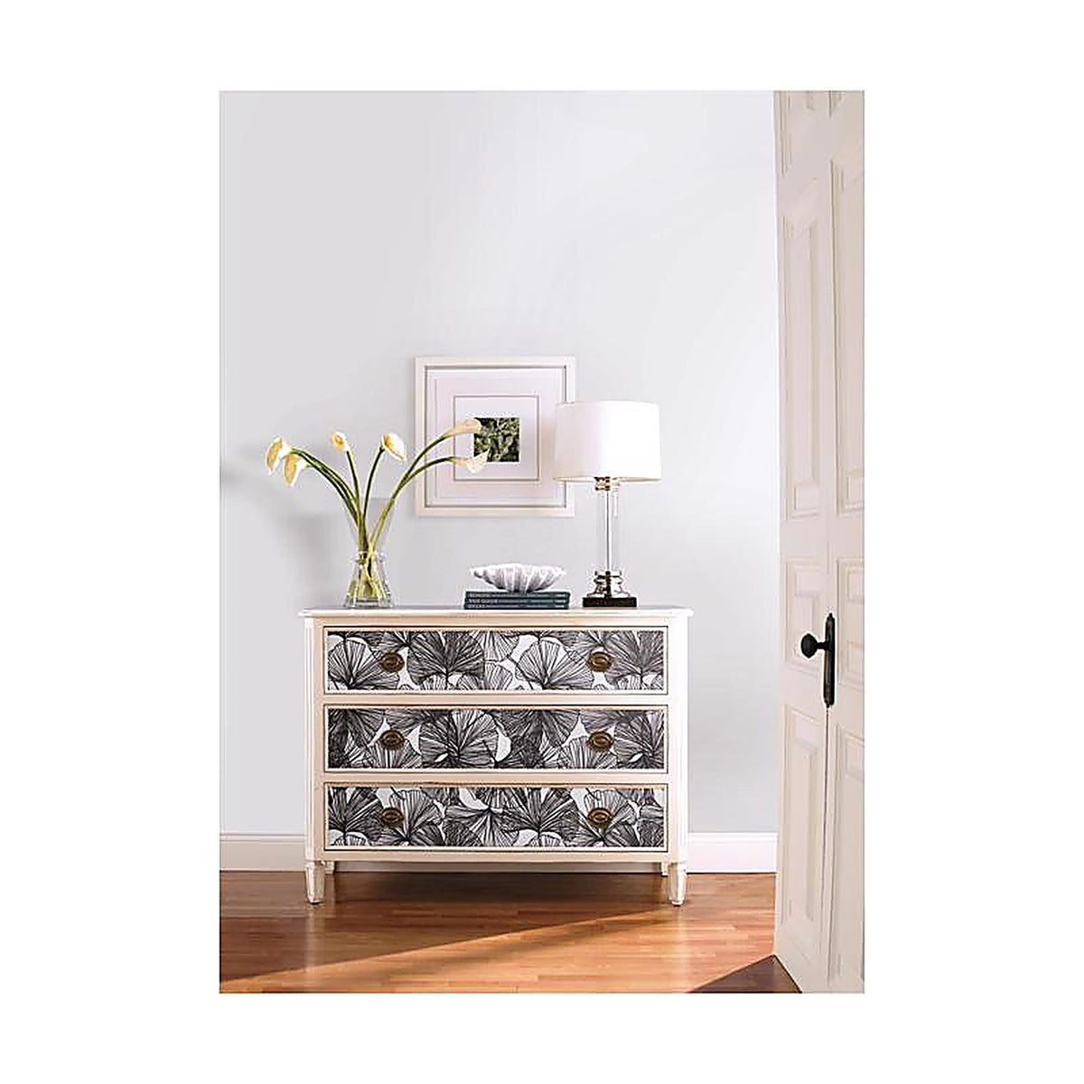 RoomMates - RMK11601WPZ - 20.5 In. W X 198 In. L Peel and Stick Wallpaper