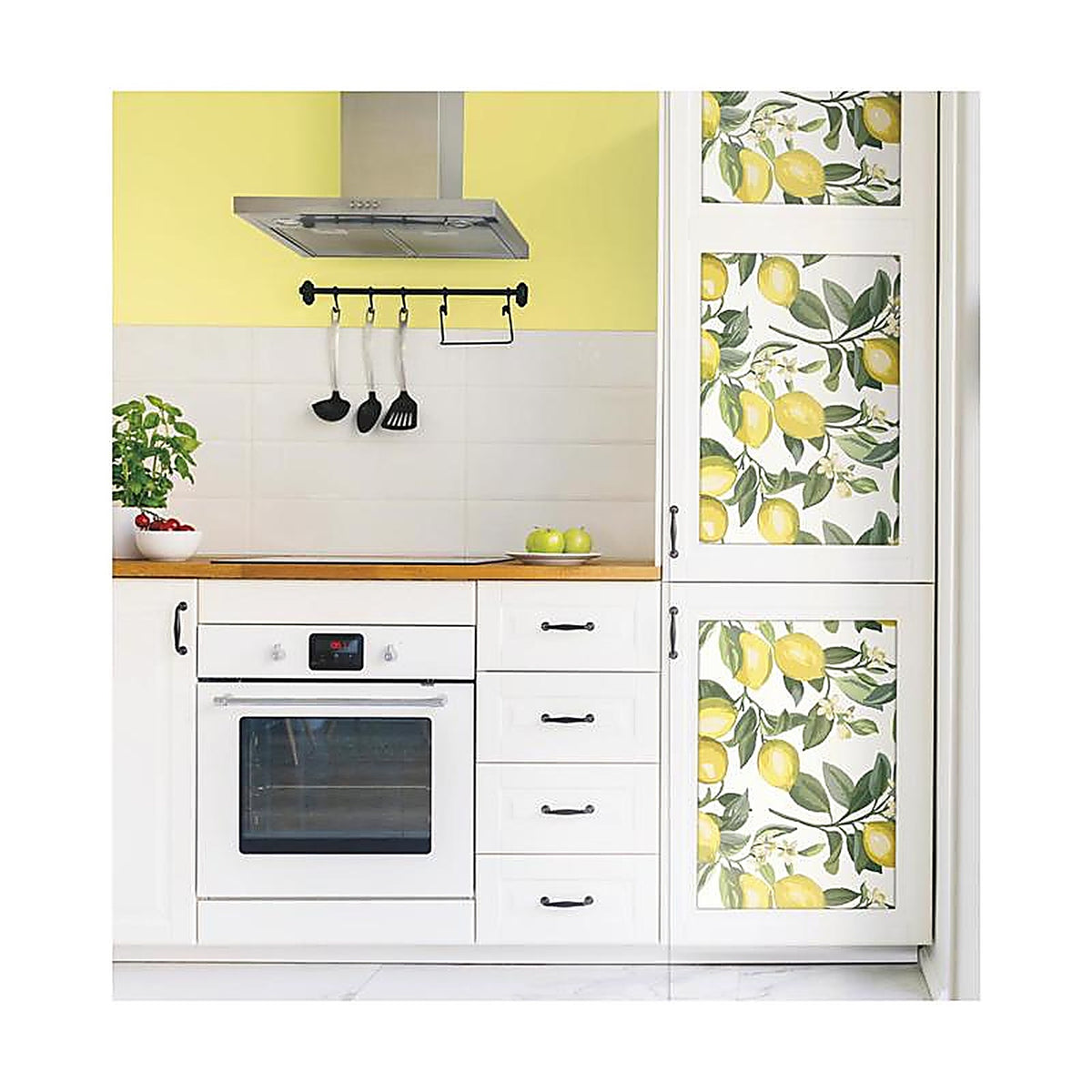 RoomMates - RMK11655WPZ - 20.5 In. W X 198 In. L Peel and Stick Wallpaper