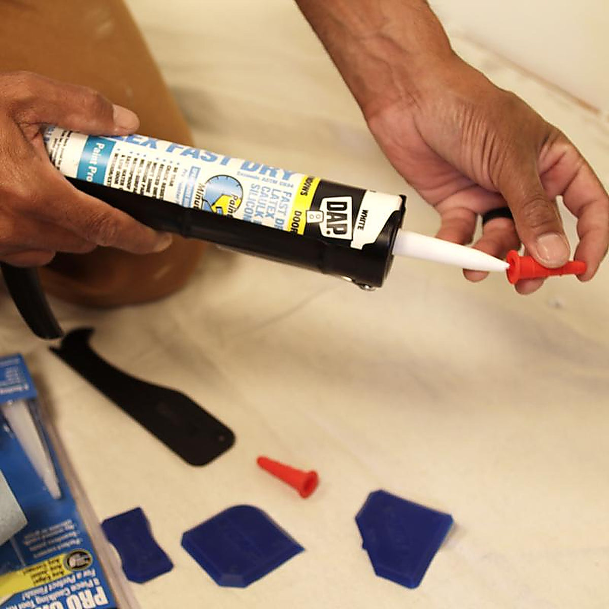 DAP 7079809125 Pro Caulk Black Professional Plastic Caulking Tool Kit 8 pc