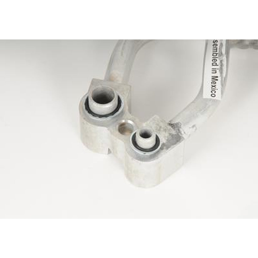 ACDelco 15-33262 Air Conditioning Compressor and Condenser Hose Assembly 15250411