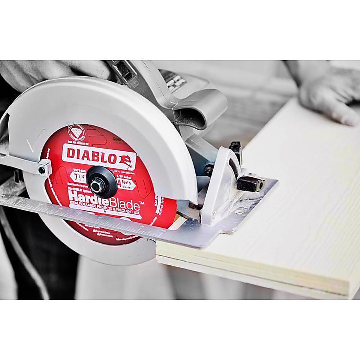 Diablo D0604DH HardieBlade 6-1/2 in. D X 5/8 in. S PCD Fiber Cement Blade 4 teeth 1 pk