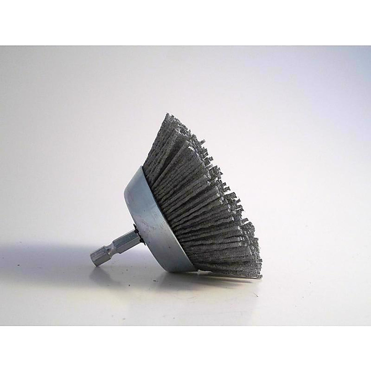 Dico 541-774-2-1/2 2.5 in. Dia. x 1/4 in. x 1/4 Dia. Crimped Nylon Mandrel Mounted Cup Brush 4500 rpm