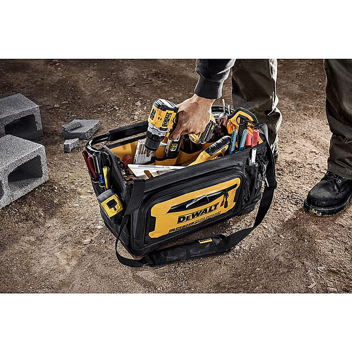 DeWalt - DWST560106 - Ballistic Nylon Open Top Tool Tote Tool Tote 36 Pocket Black/Yellow