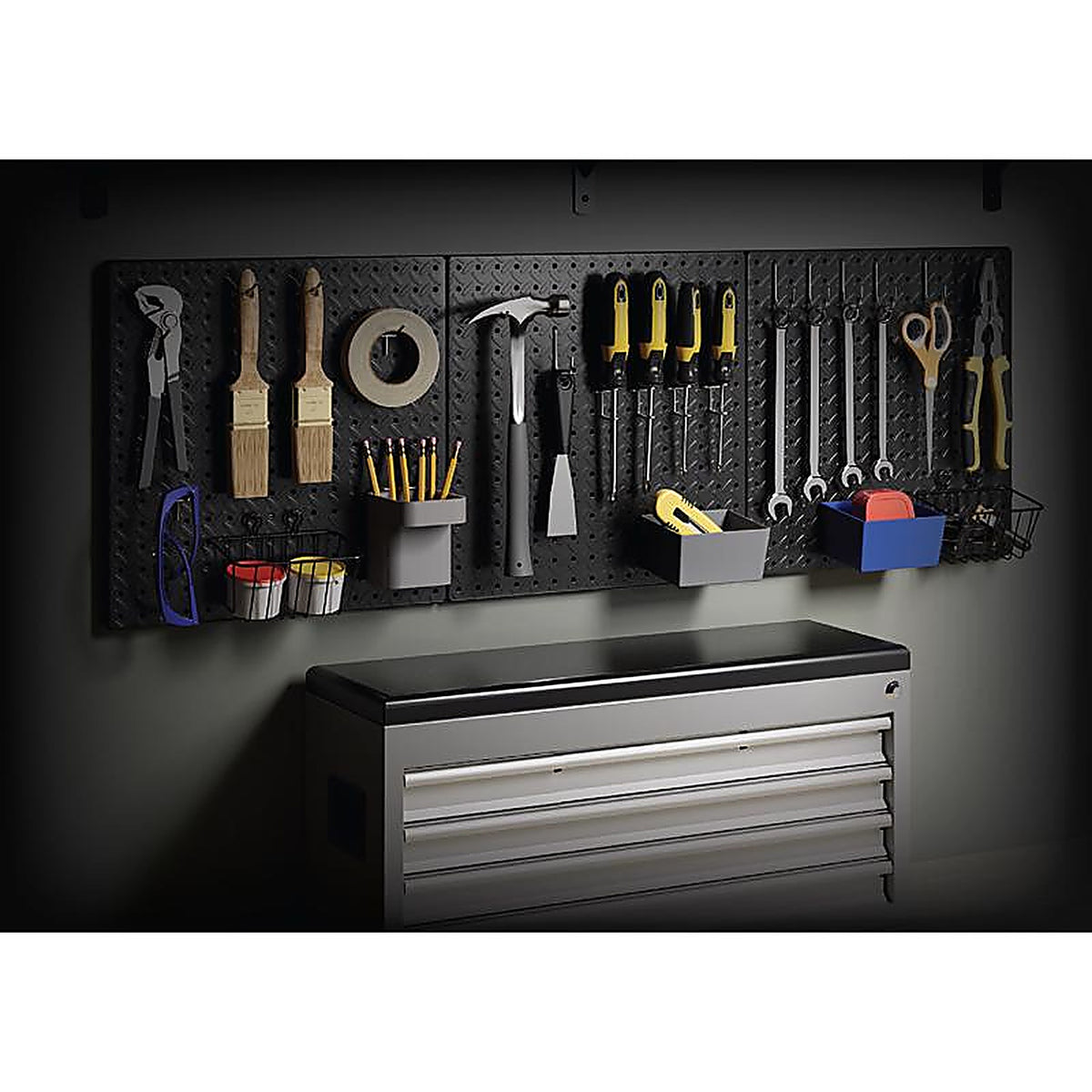 Knape & Vogt - 0204-1632BK - Heavyweight 16 In. W X 32 In. H X 0.65 In. D Pegboard Steel Black