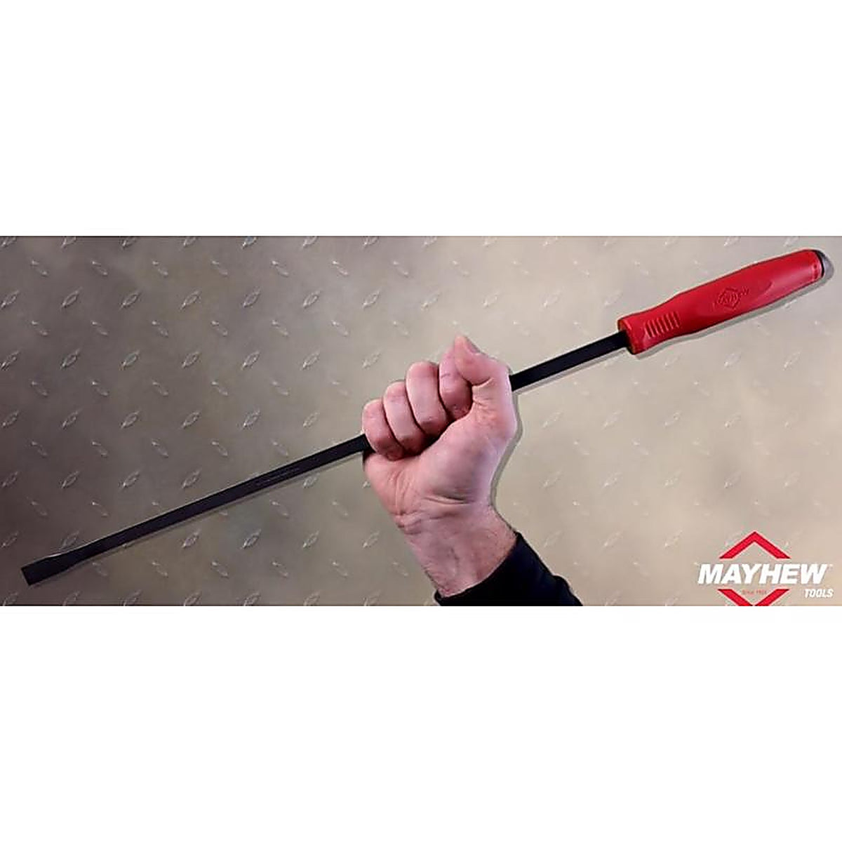 Mayhew - 31134HT - 24 In. Curved Pry Bar
