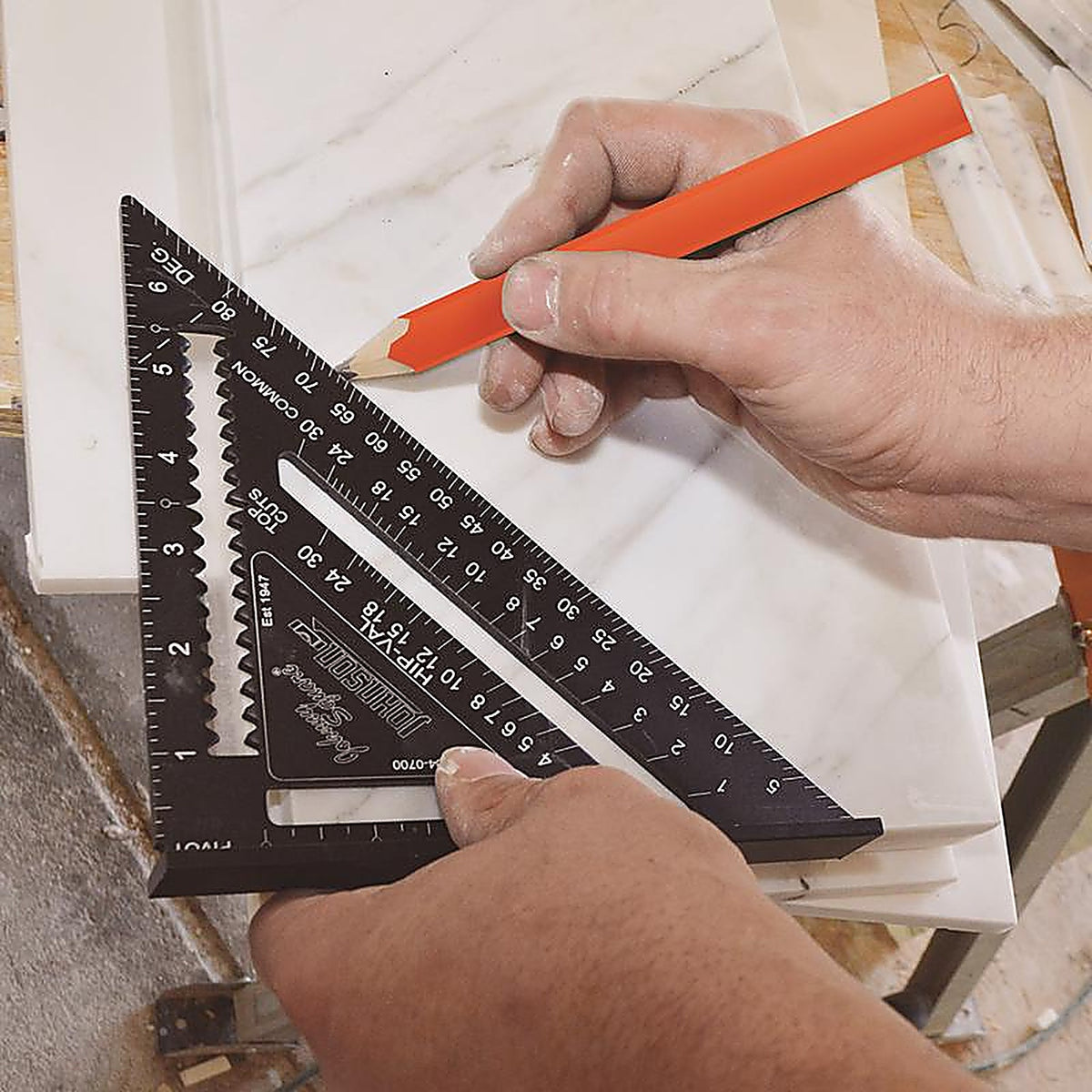 Johnson 1904-0700 7 in. L x 10 in. H Aluminum Rafter Square Black
