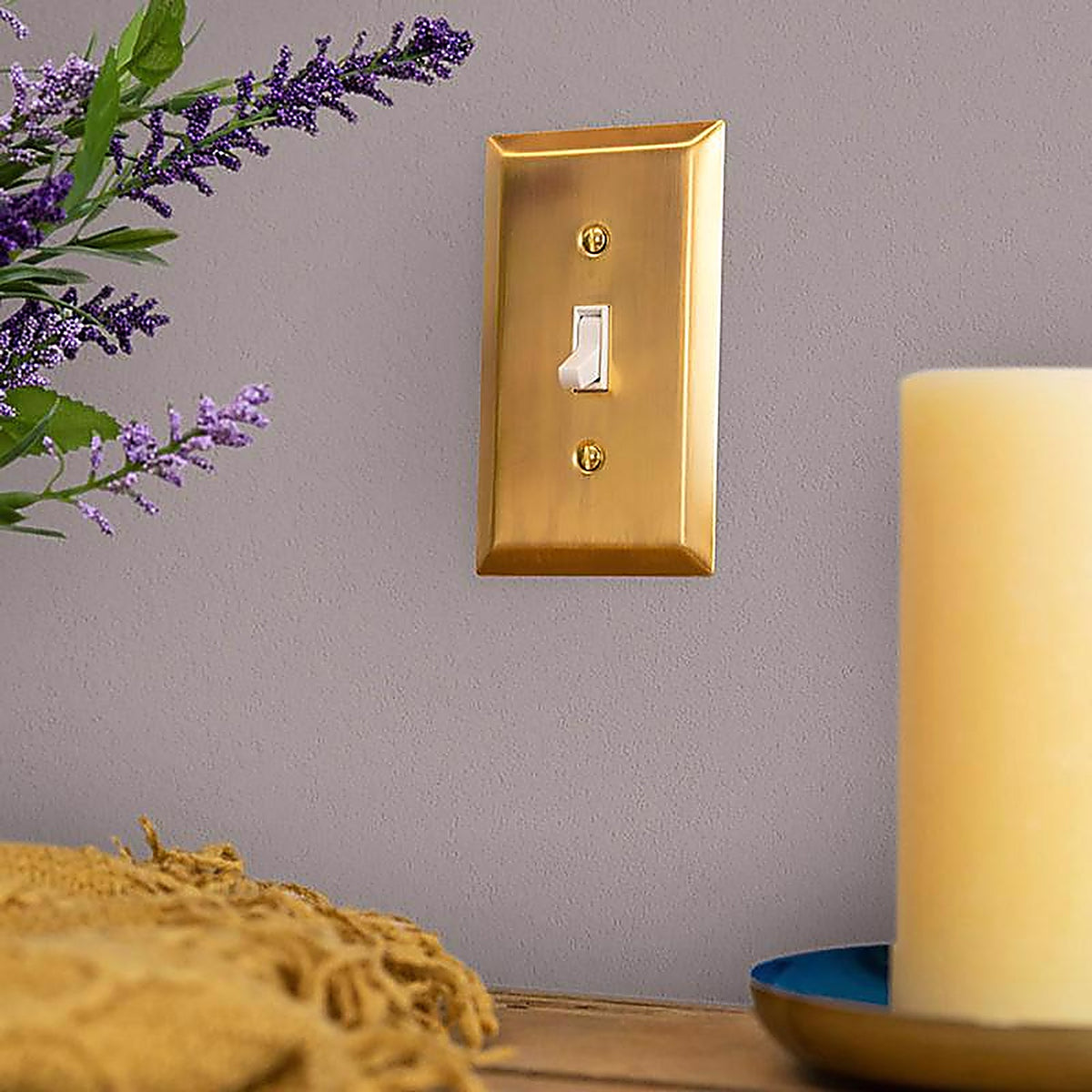 Amerelle 163RSB Century Satin Brass Brass 1 gang Stamped Steel Rocker Wall Plate 1/Pack