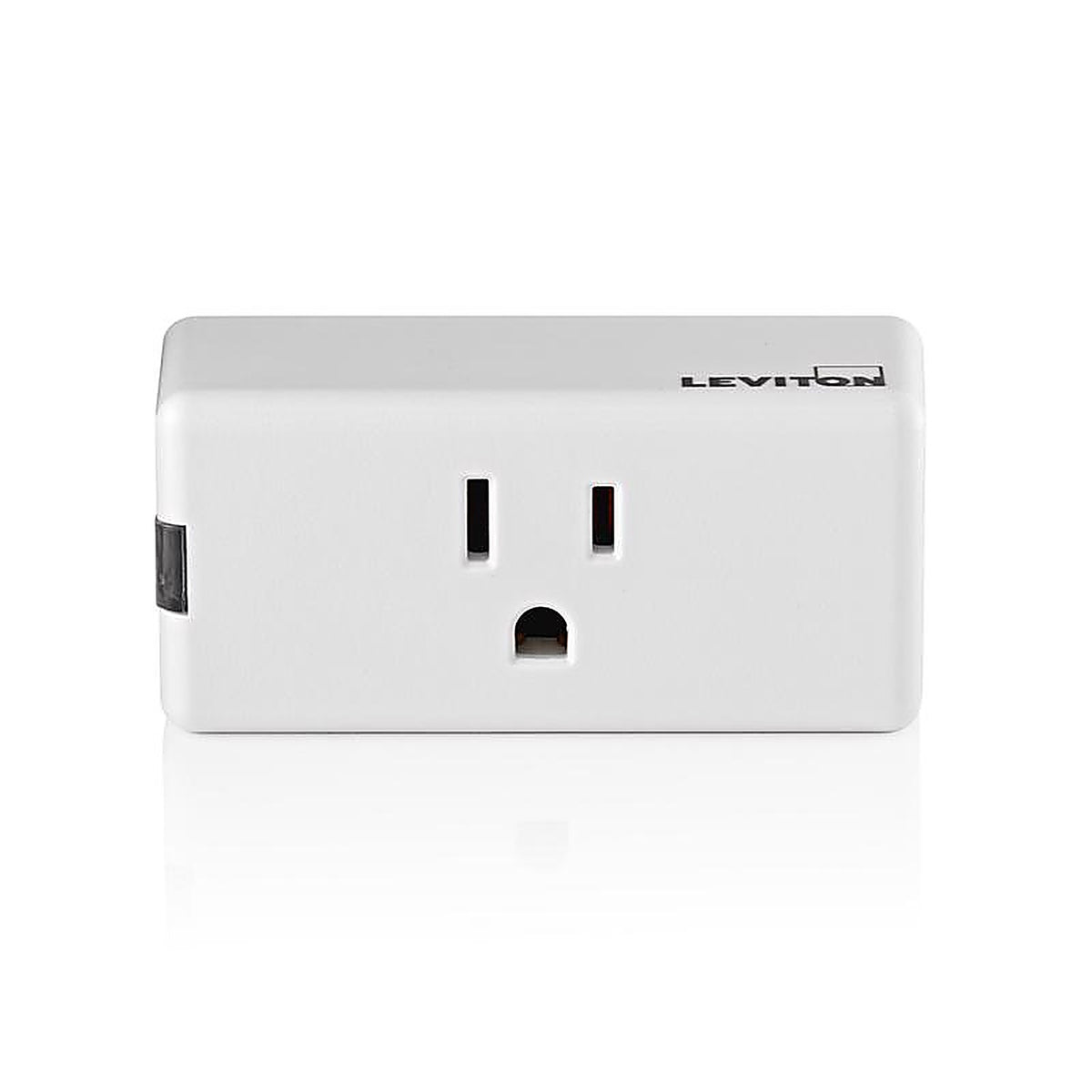 Leviton D215P-1RW Decora Smart Grounded 1 outlets Wi-Fi Mini Plug-In 1 pk
