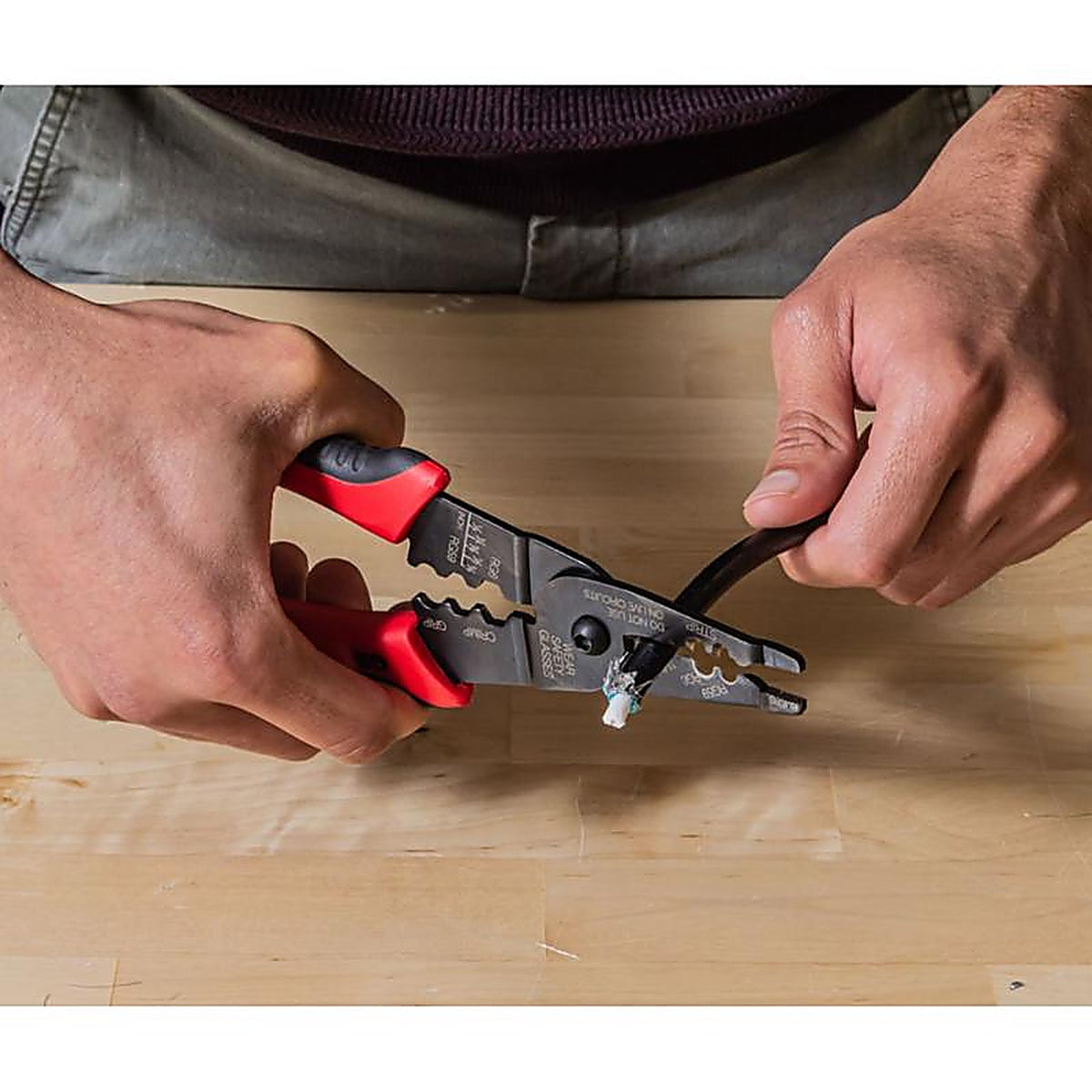 Gardner Bender - GS-3589 - 1-1/4 In. L Black/Red Coaxial Cable Stripper