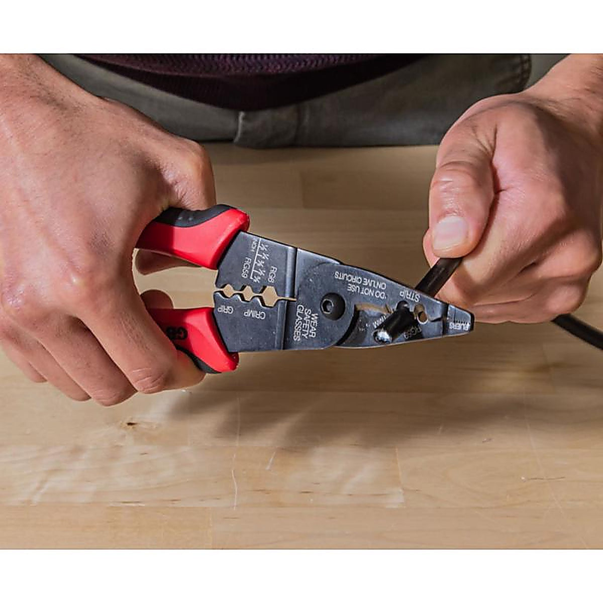 Gardner Bender - GS-3589 - 1-1/4 In. L Black/Red Coaxial Cable Stripper