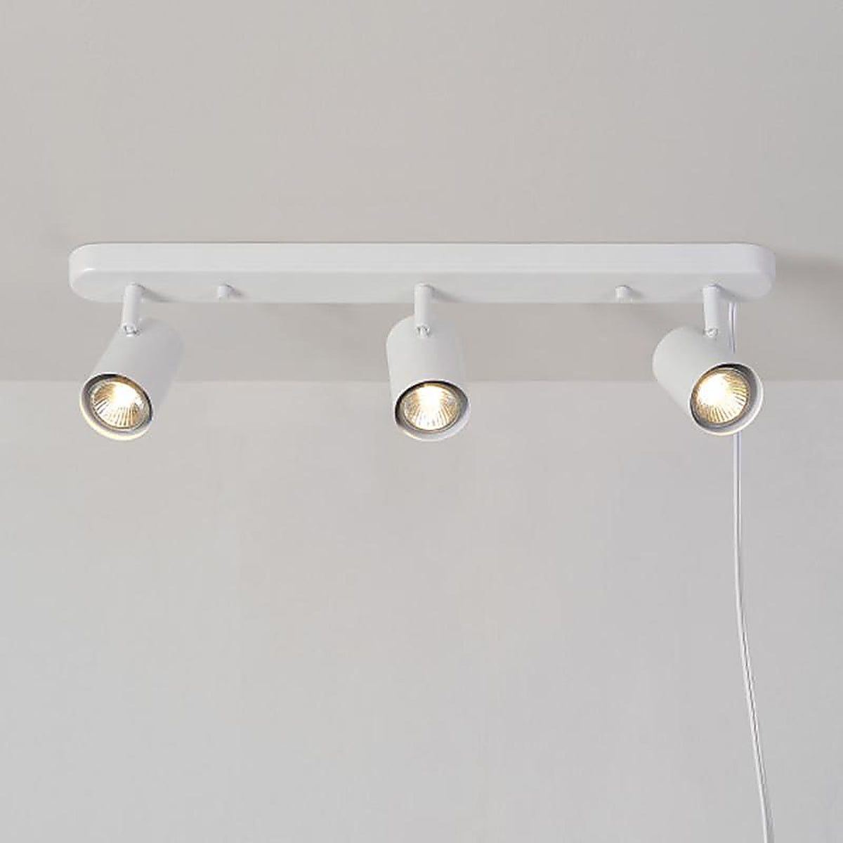 Globe Electric - 60024 - Matte White 3 Lights LED Track Light Fixture