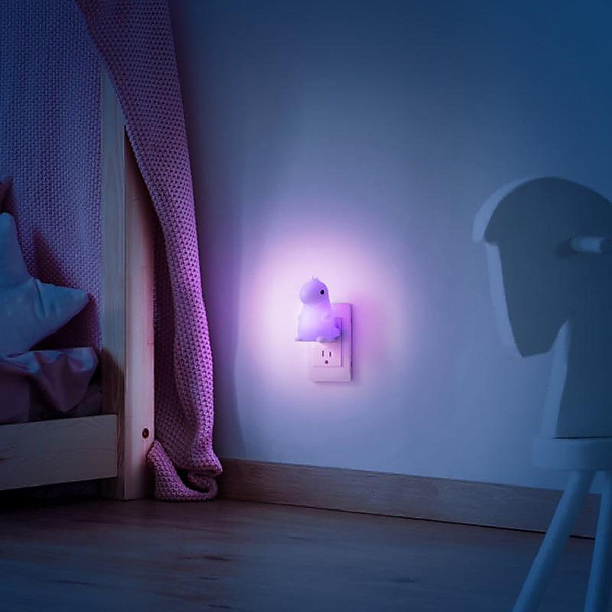 Globe Electric - 13893 - Automatic/Manual Plug-In Dinosaur LED Night Light