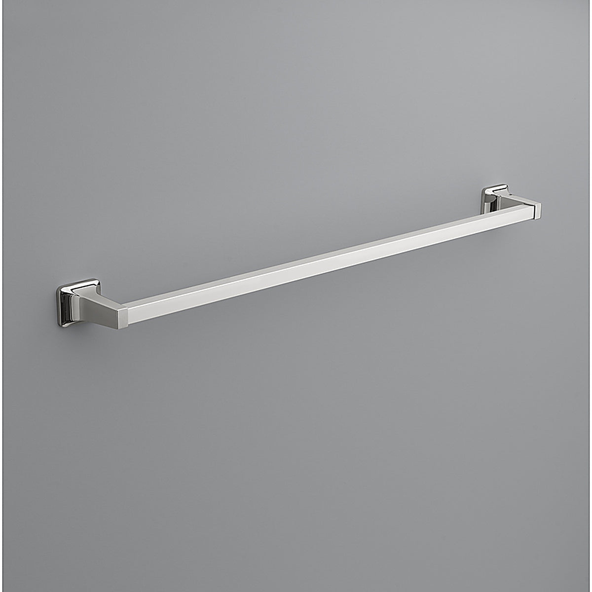OakBrook 297-1201OB Chrome Towel Bar 30 in. L Die Cast Zinc