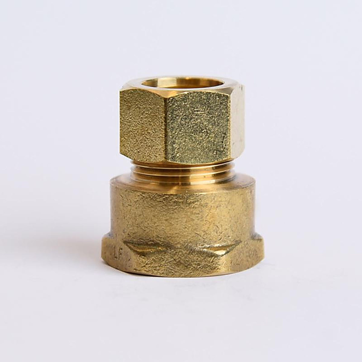 ATC - 6JC120110701043 - 5/8 In. Compression X 3/4 In. D FPT Brass Coupling