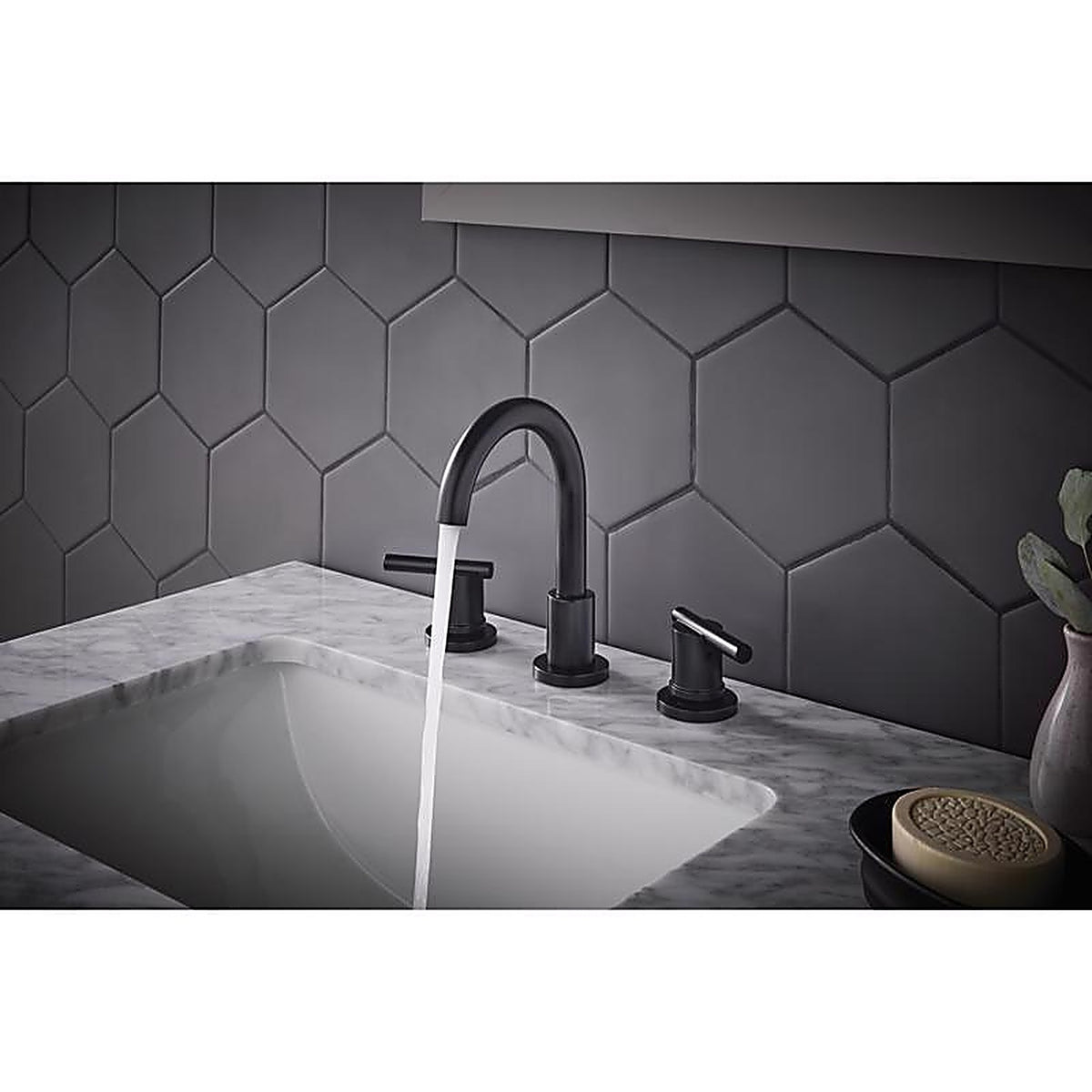 OakBrook - 67084W-627001 - Collection Alexis Matte Black Modern Widespread Bathroom Sink Faucet 8 In.
