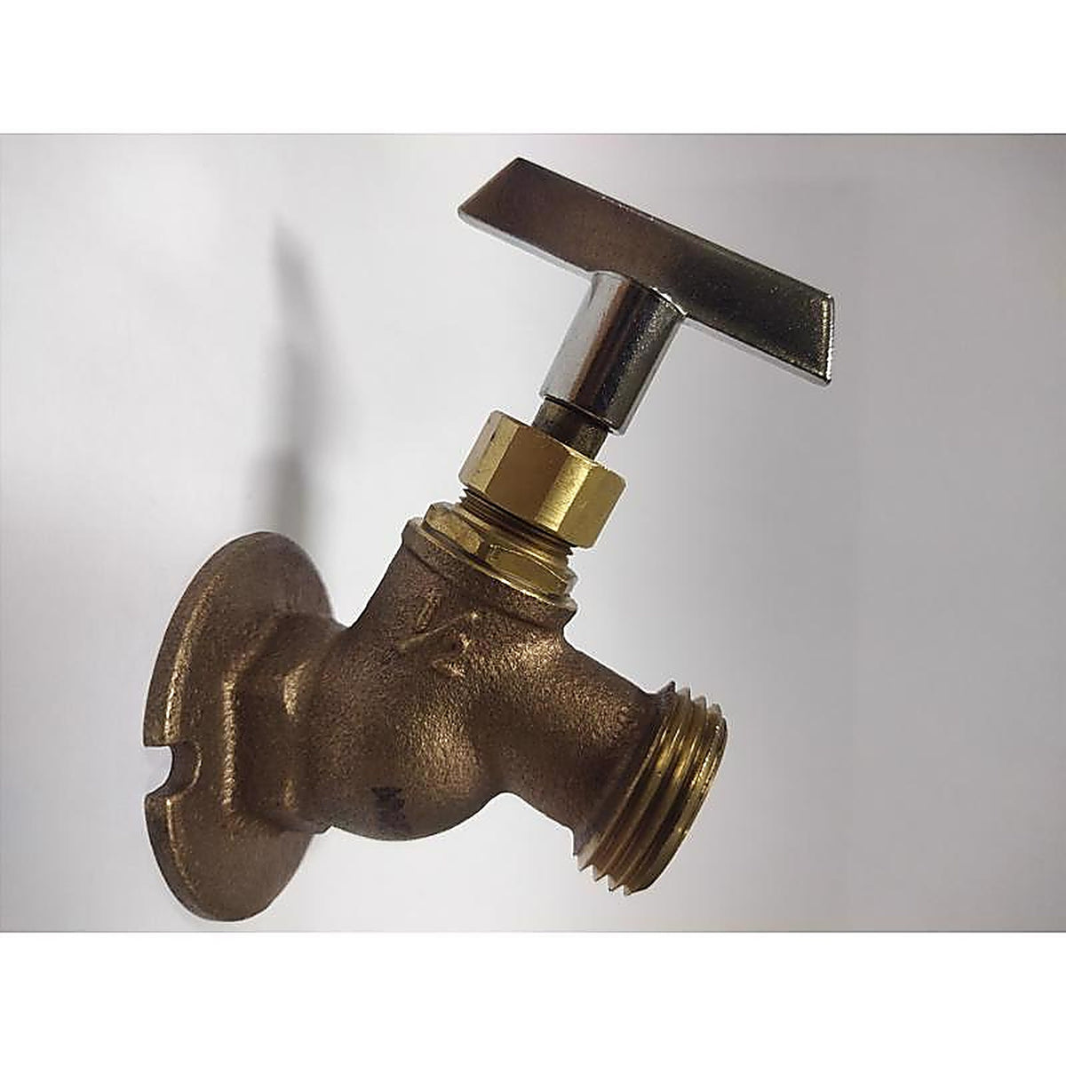 Homewerks - VSCKEYB3 - 1/2 In. Fip X 3/4 In. MHT Brass Sillcock Valve
