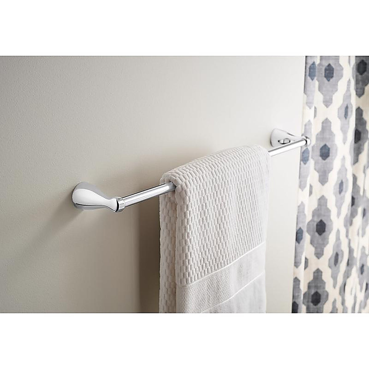 Delta FNDS24-PC Foundations Chrome Silver Towel Bar 24 in. L Die Cast Zinc