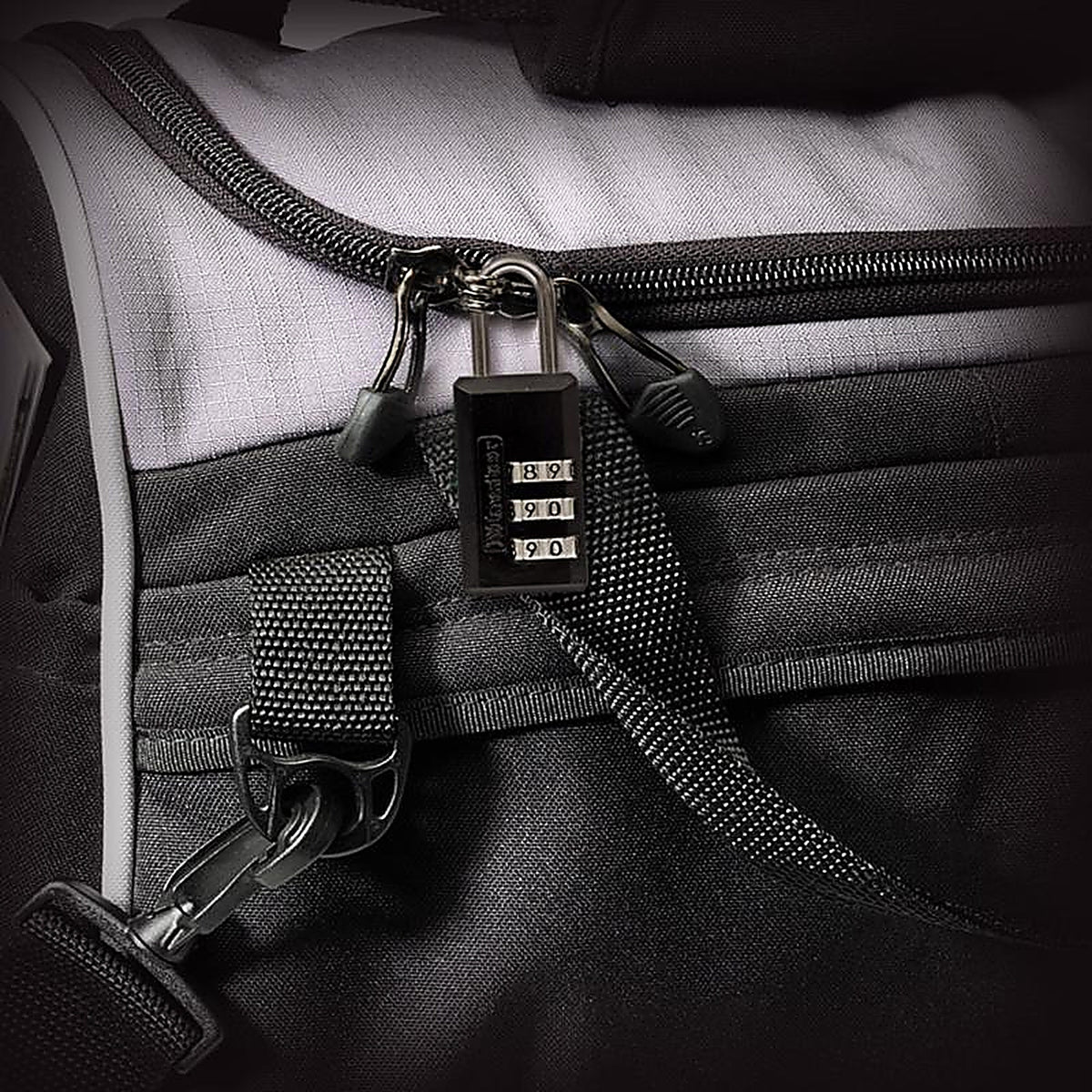 Master Lock - 646D - 2.18 In. H X 13/16 In. W Steel 3-Dial Combination Luggage Lock