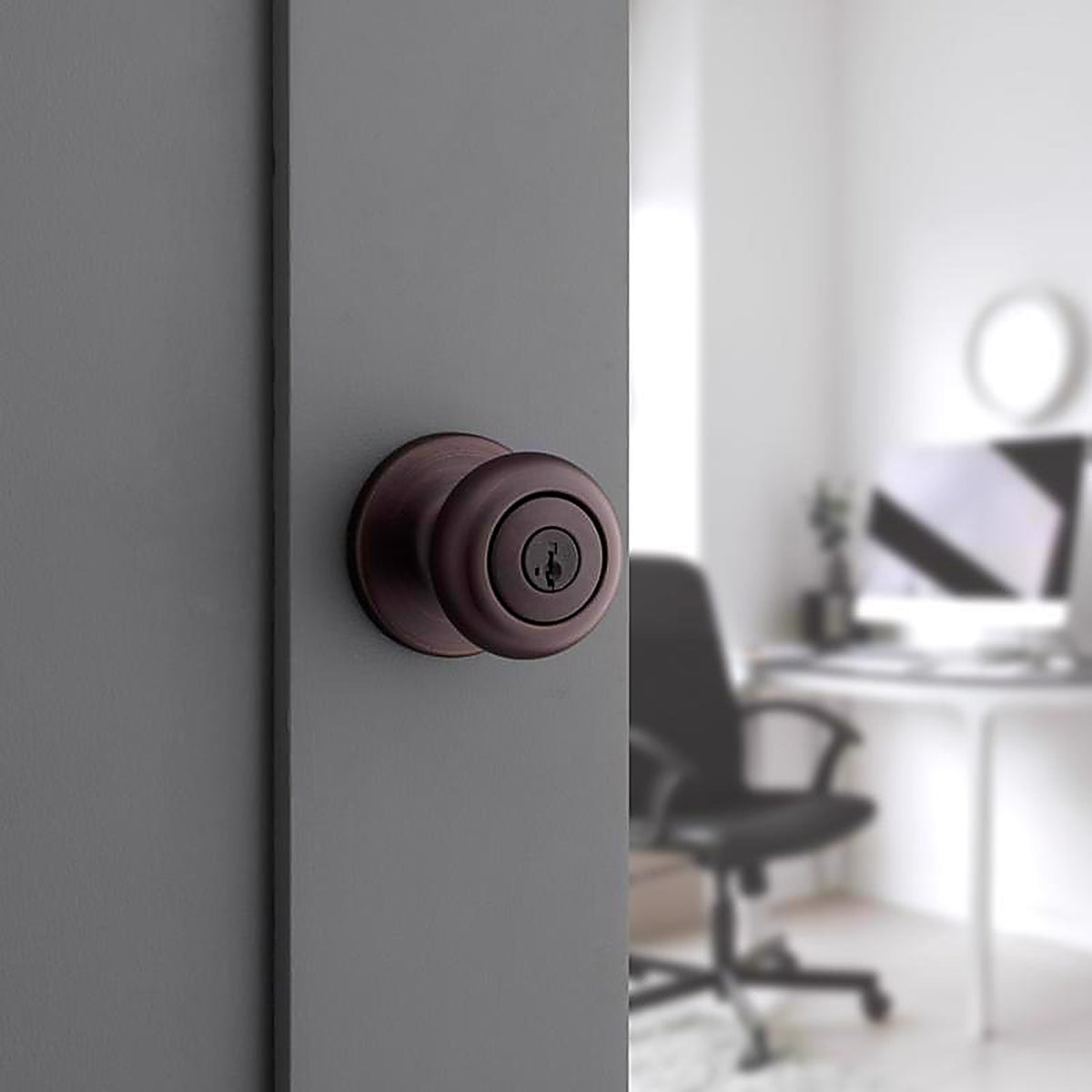 Kwikset - 94002-956 - Smartkey Security Cove Venetian Bronze Entry Door Knob Kw1 2-3/4 In.