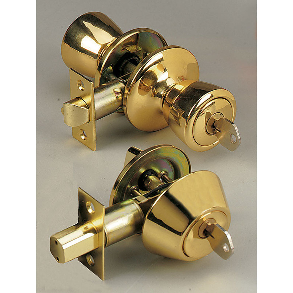 Home Plus LA2140 Polished Brass Knob and Deadbolt Set ANSI Grade 3 1-3/4 in.