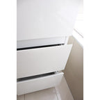 Dreambaby L1414 White Plastic Adhesive Cabinet/Drawer Latches 4/Pack