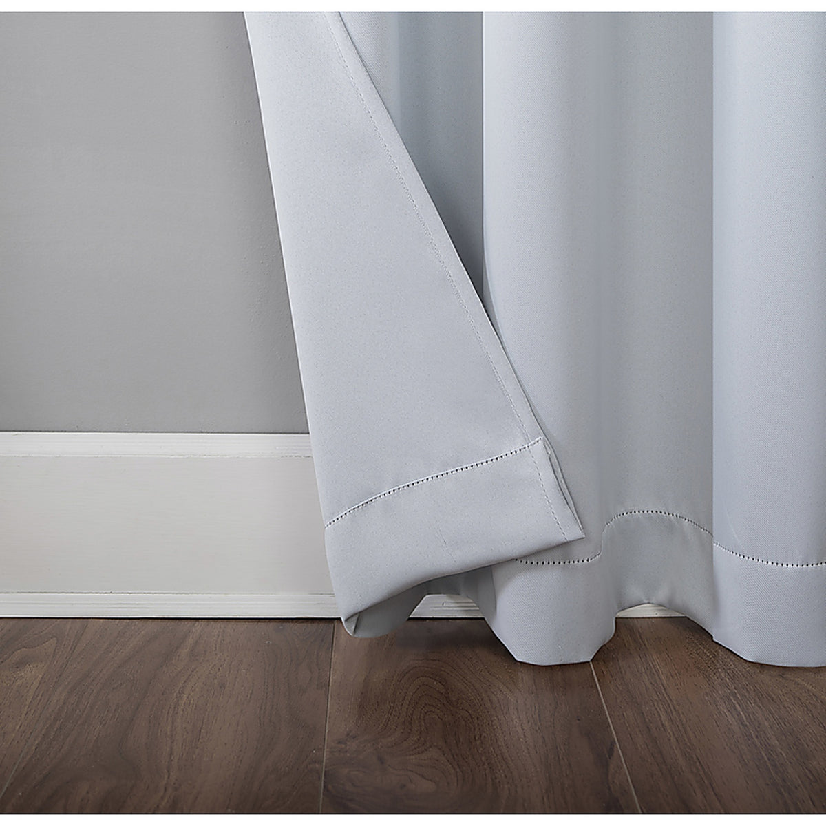 Sun Zero - AC-NRWCH84WHT - Norwich White Blackout Curtains 80 In. W X 84 In. L