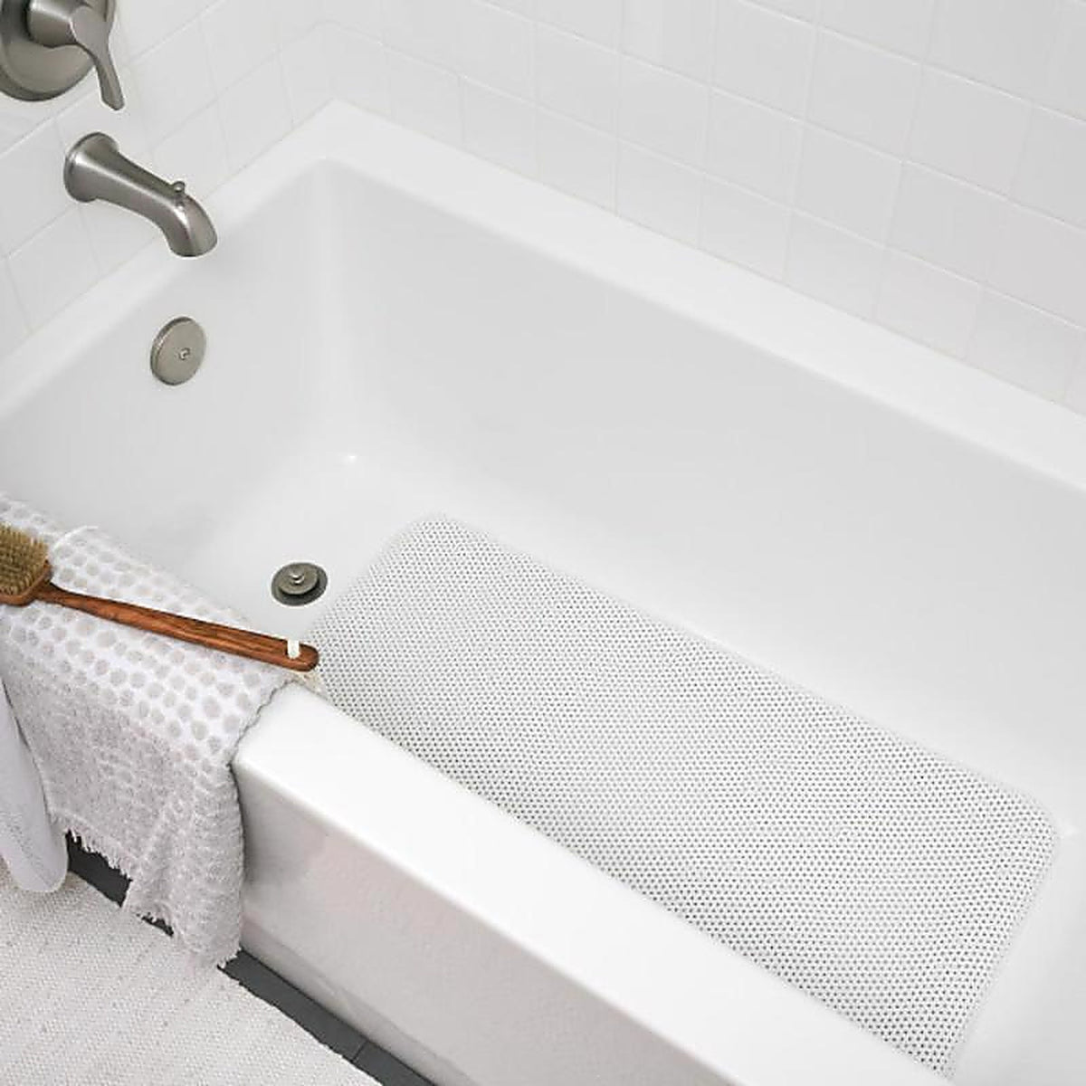 Duck 393477 Softex 17 in. L x 36 in. W White Polypropylene Bath Mat Latex Free