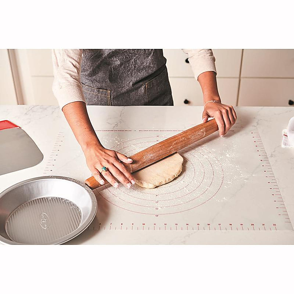 King Arthur Baking Company - 50614K - 8 In. Cake Pan Liners White 2 Piece
