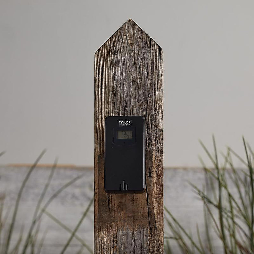 Taylor - 5321801 - Weather Station