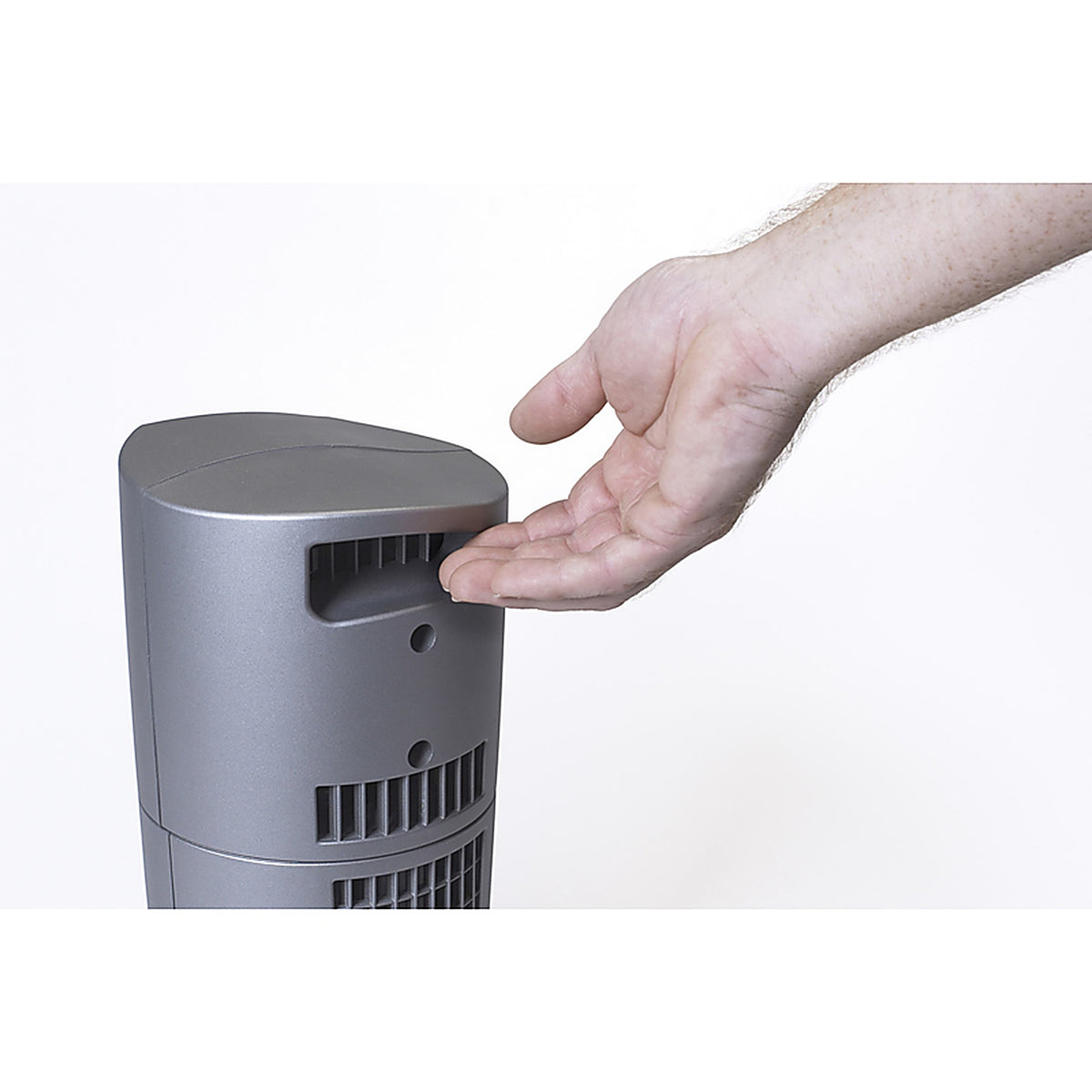 Lasko 4910 14 in. H 3 speed Oscillating Tower Fan