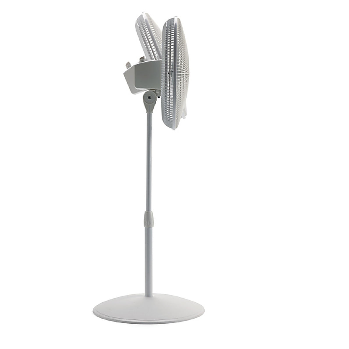 Lasko S16201 47 in. H x 16 in. Dia. 3 speed Oscillating Pedestal Fan