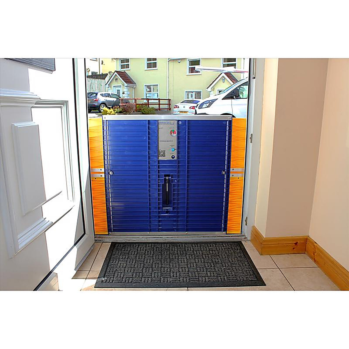 Dam Easy Flood Barrier - DEFB200 - 30 In. H X 30 In. W X 2.75 In. L Flood Barrier 1 Pack