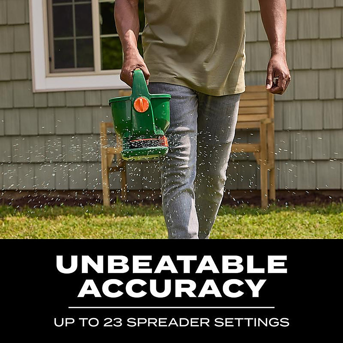 Scotts 71131 Wizz 60 in. W Handheld Spreader For Fertilizer/Ice Melt/Seed 4 lb