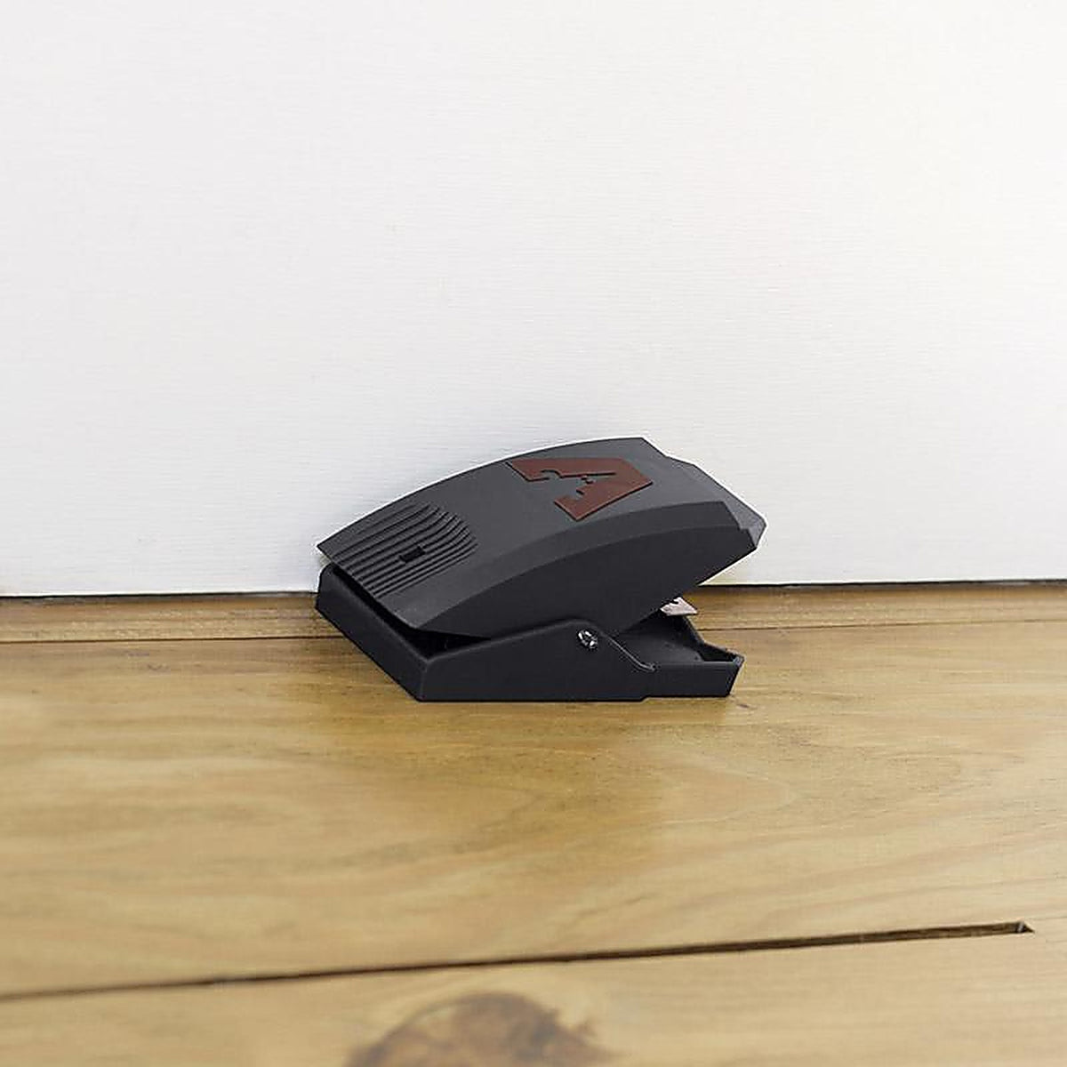 VICTOR M137 Victor Quick-Set Snap Trap For Mice 2 pk