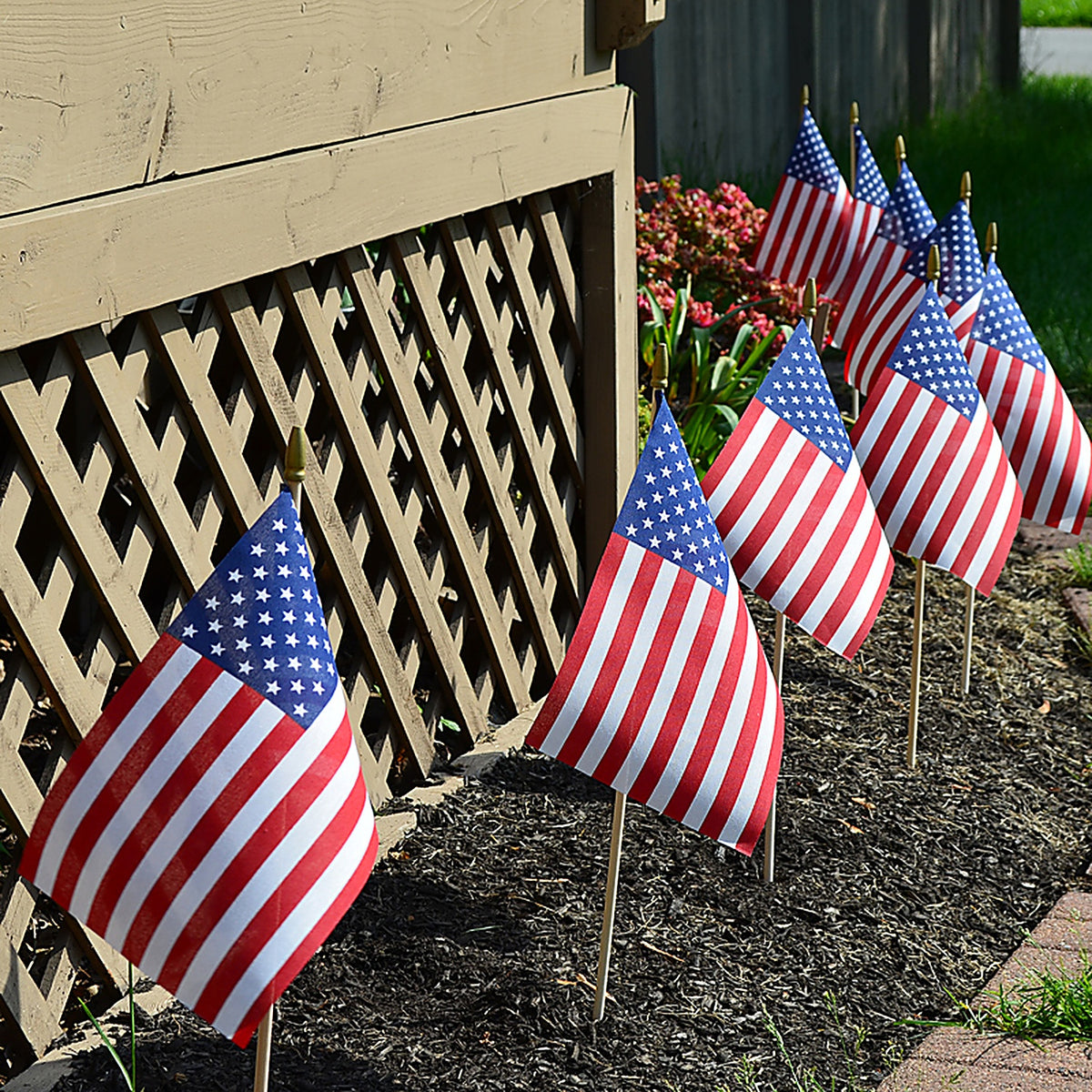 Valley Forge USE8D American Stick Flag 8 in. H X 12 in. W