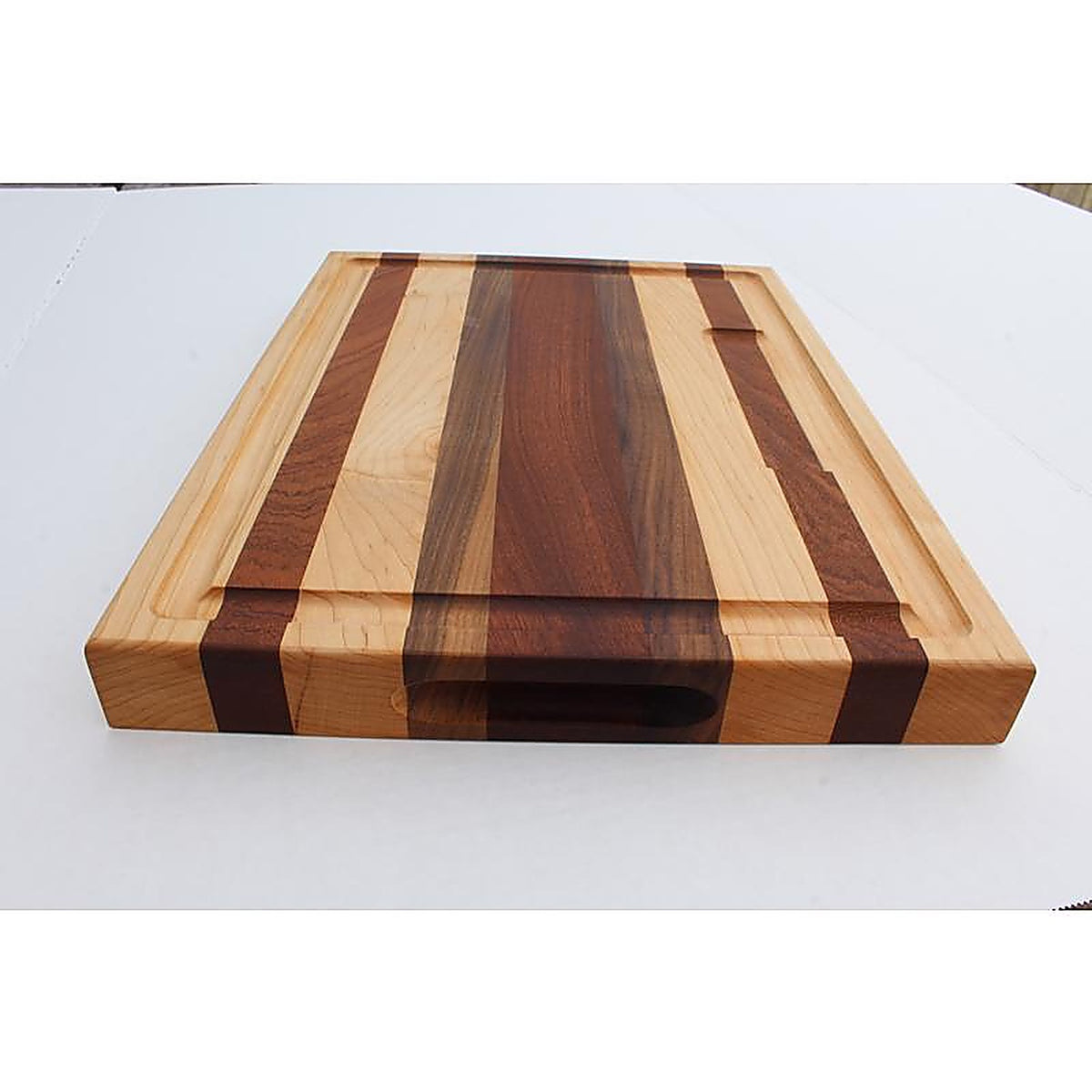 Coastal Carolina - 115-12-16-HH - 16 In. L X 12 In. W X 1.5 In. Wood Chopping Board