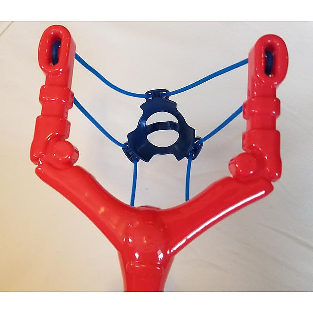 Flexible Flyer - SS-103 - Plastic Snowball Slingshot 11 In.