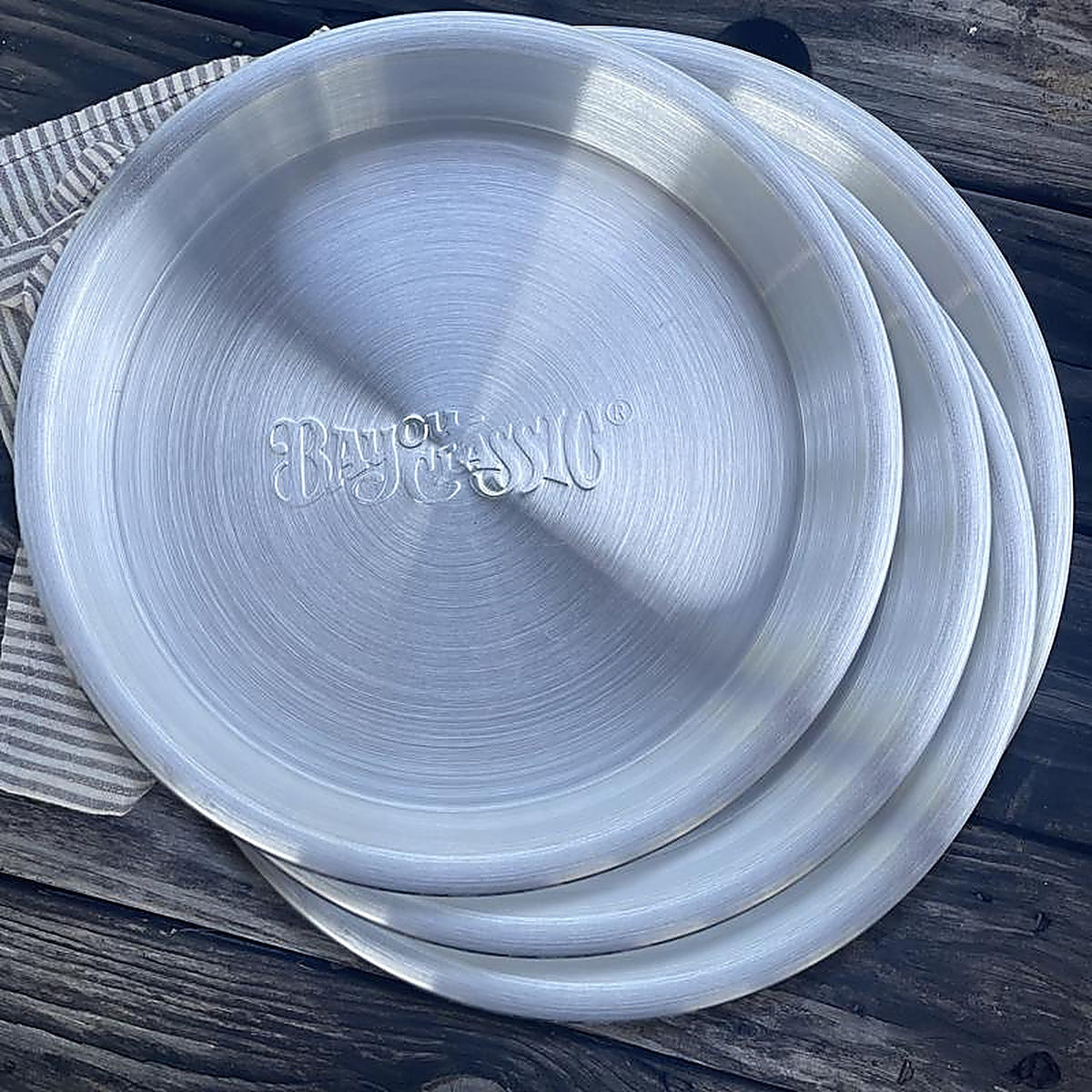 Bayou Classic - 500-588 - Aluminum Serving Tray 14 In. L X 14 In. W 4 Pack