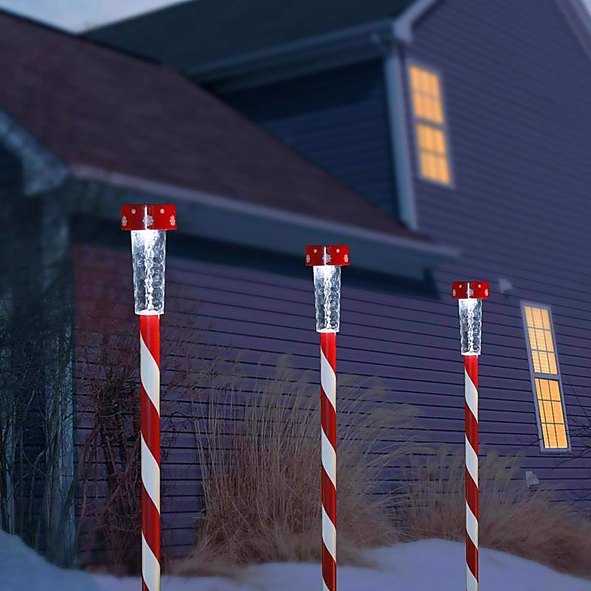 Alpine QWE106 LED White 23.3 in. Solar Candy Cane Striped Stake Pathway Decor