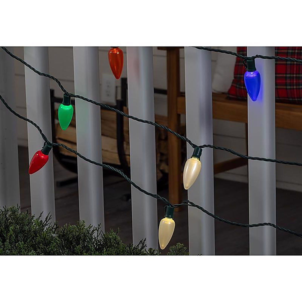 Celebrations - C925OMUA - Platinum LED C9 Multicolored 25 CT String Christmas Lights 25 Ft.