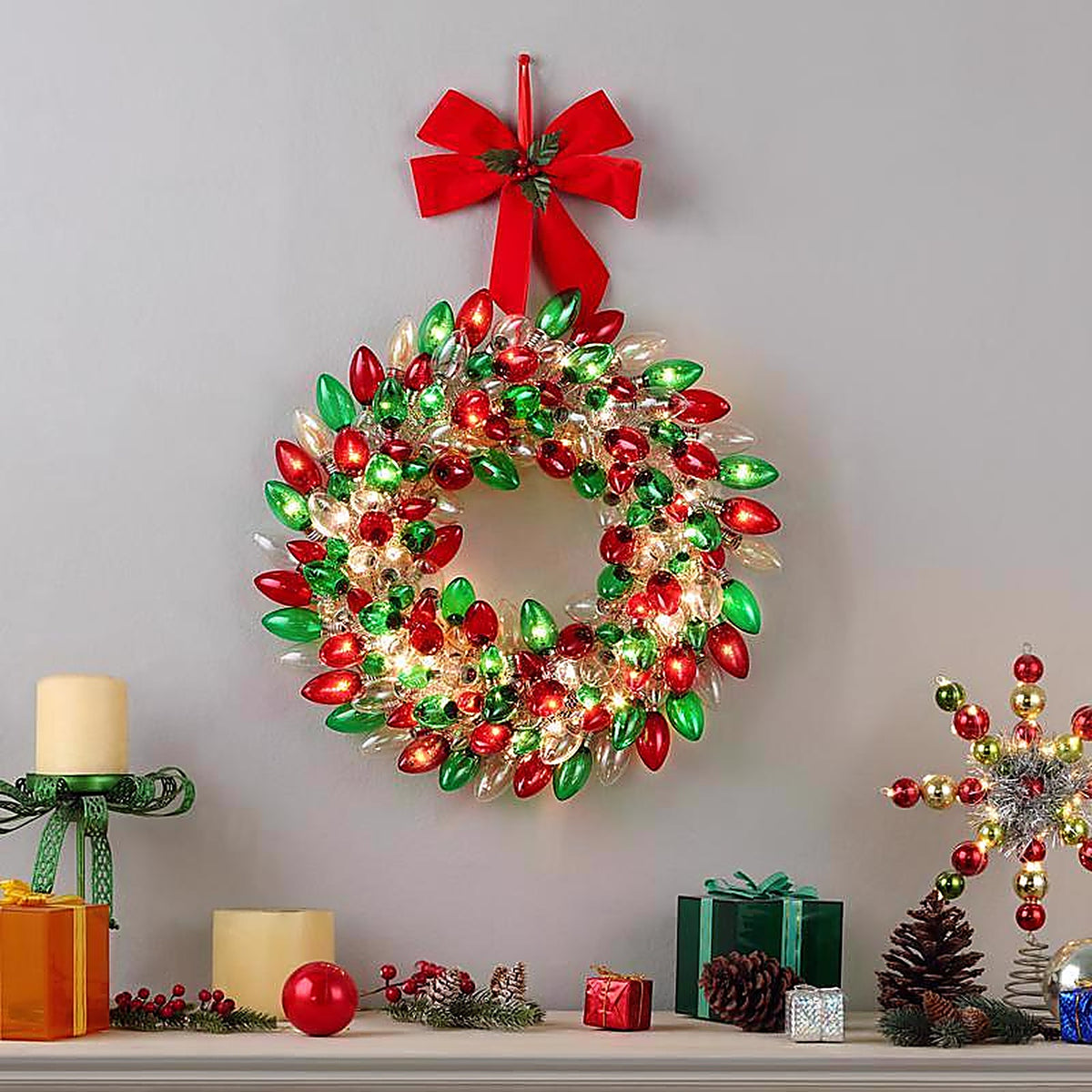 Mr. Christmas - 10910AC - 17.75 In. D LED Prelit Multicolored Bulb Wreath