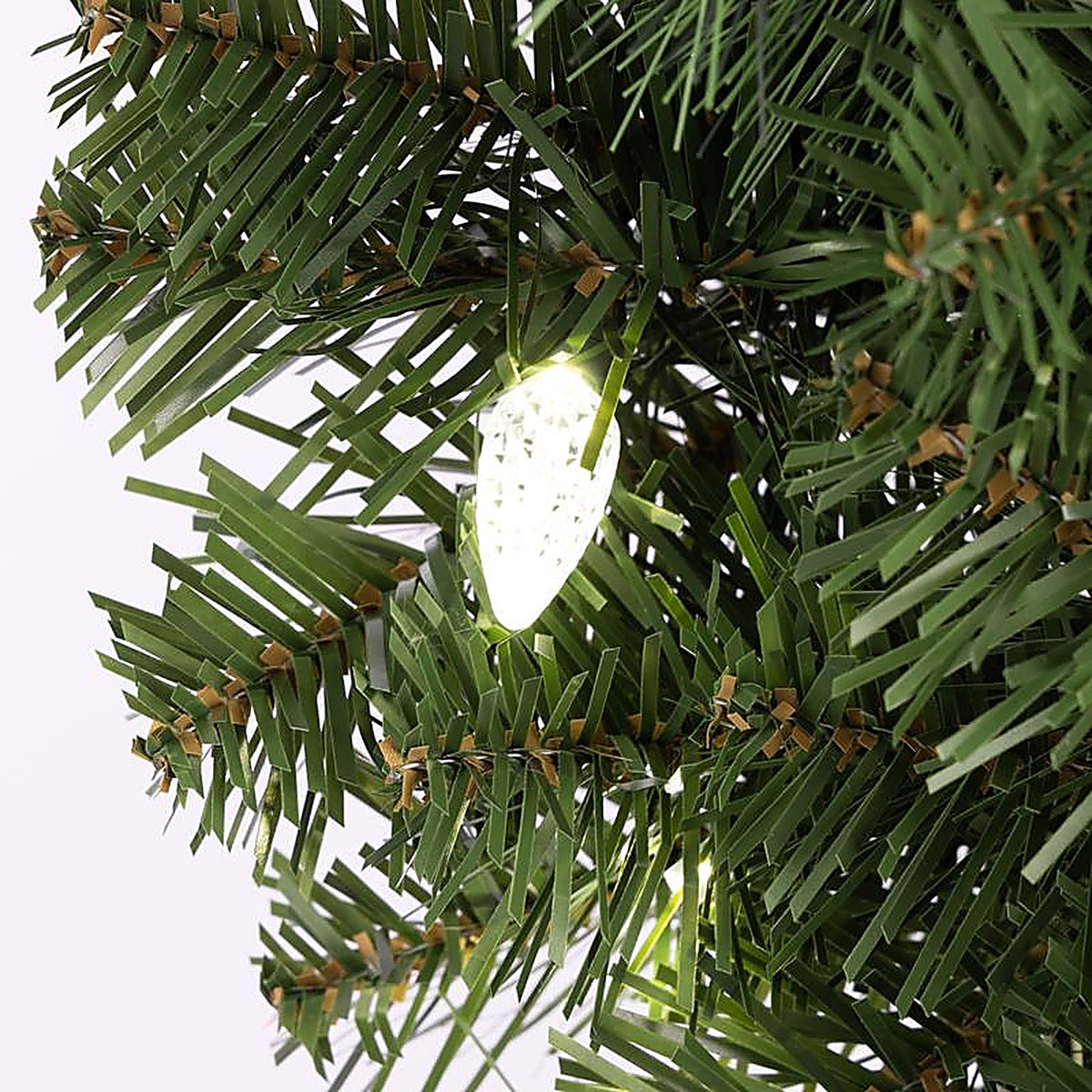 Celebrations - MPWR26WAC6PWA - Platinum 26 In. D LED Prelit Pure White Pine Wreath