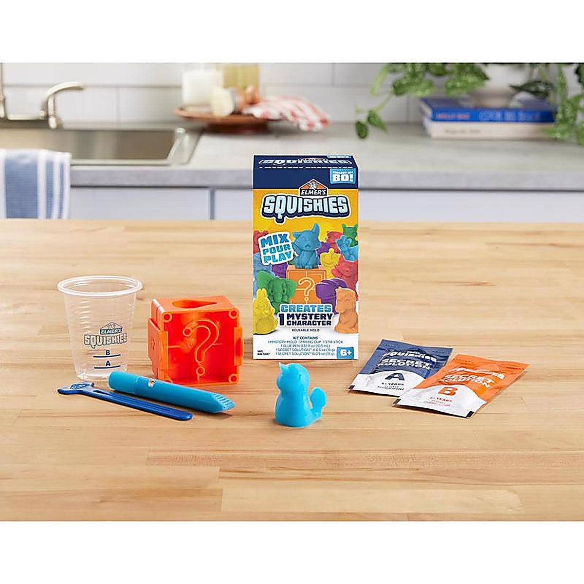 Elmers - 2176573 - Mystery Character Squishies Kit Assorted