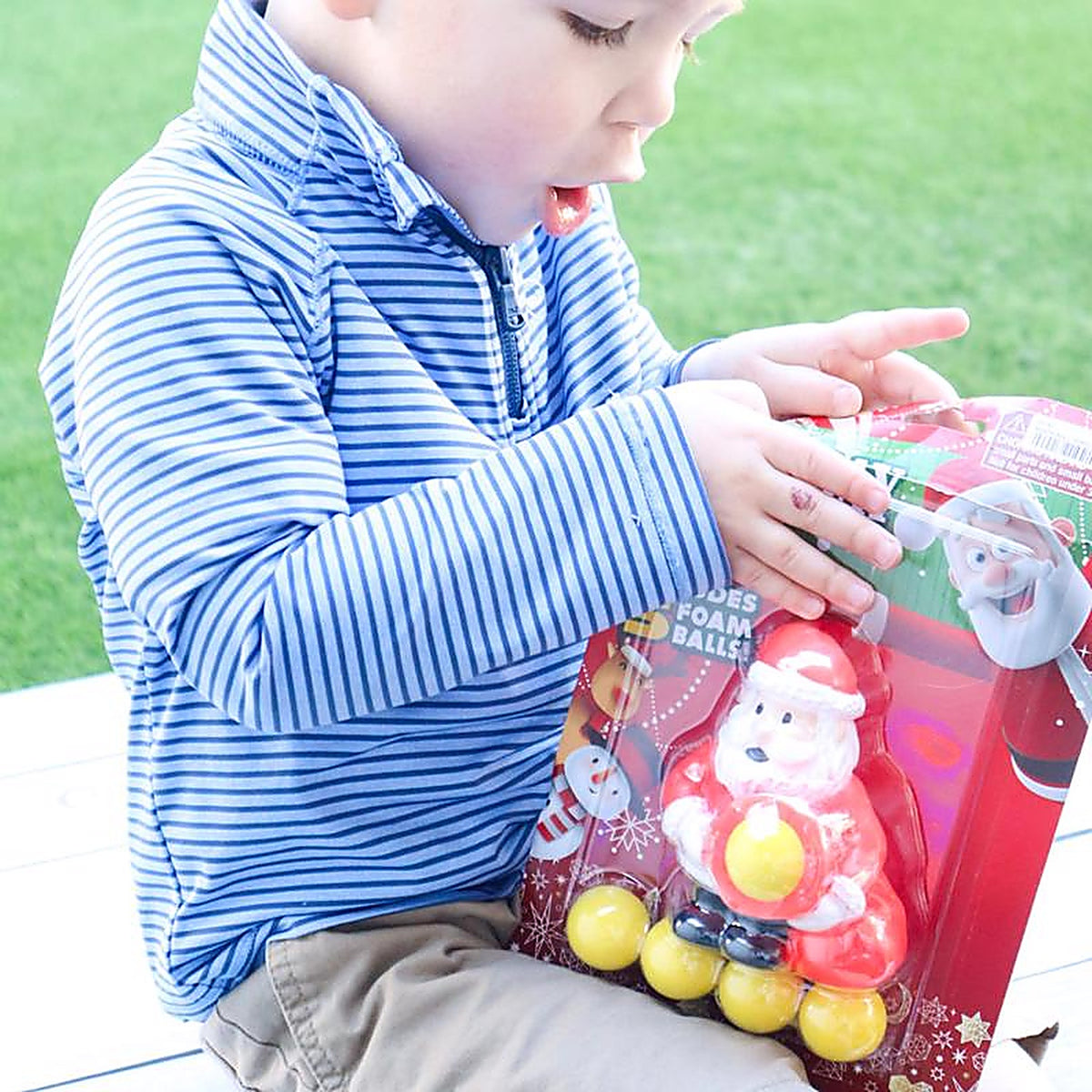 Master Toys - 14182 - Santa Ball Popper Toy 1 Piece