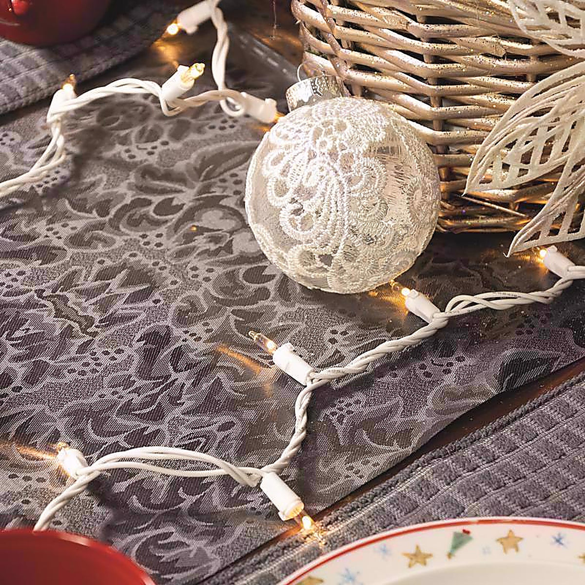 Celebrations - RT100WWWA - Classic LED T5 Warm White 100 CT String Christmas Lights 24.75 Ft.
