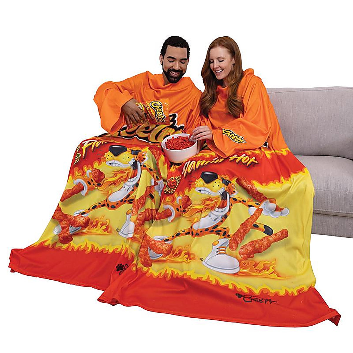 Snuggie - SNA39004 - Cheetos Flaming Hot Blanket Polyster 1 Pack