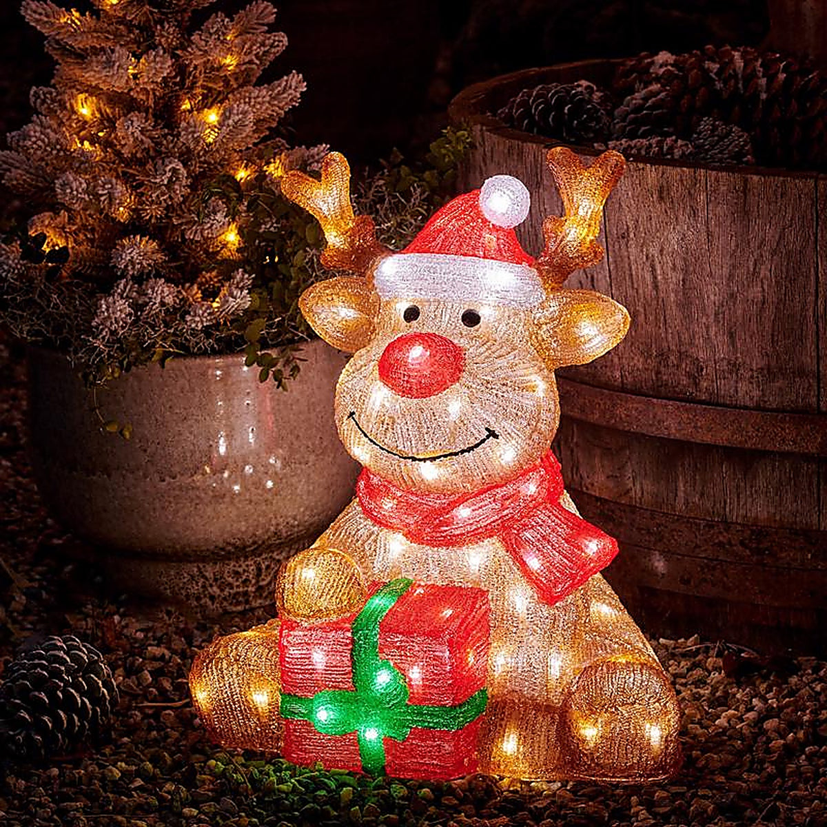 Lumineo - 9783510 - LED Cool White Reindeer 18 In. Yard Decor