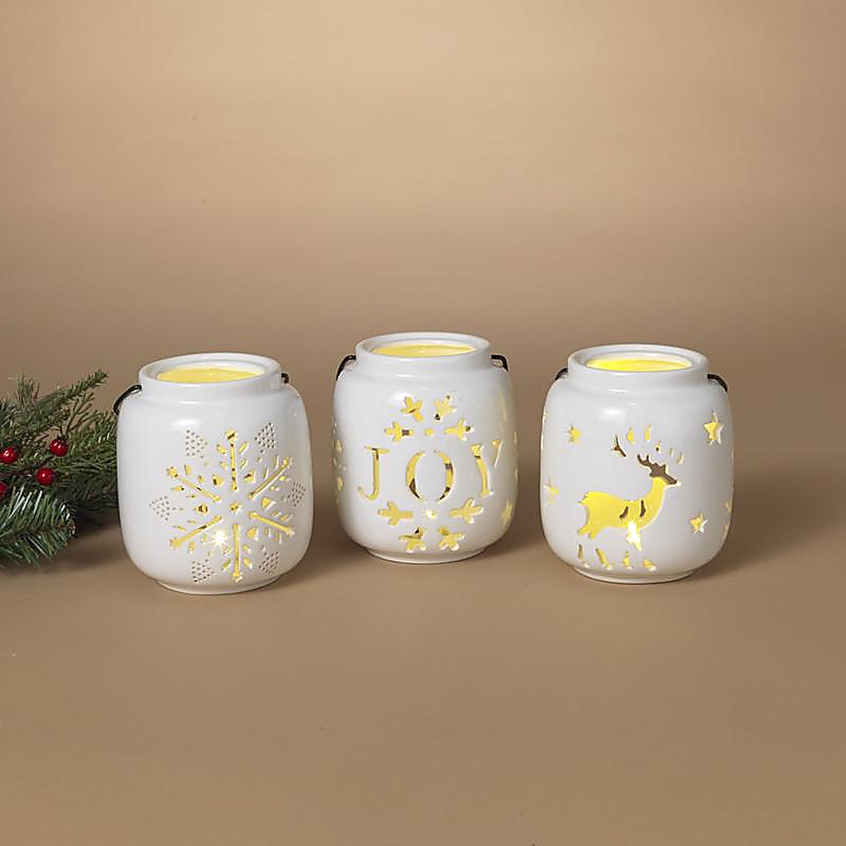 Gerson - 2737930 - White Lighted Holiday Design Lantern 5 In.