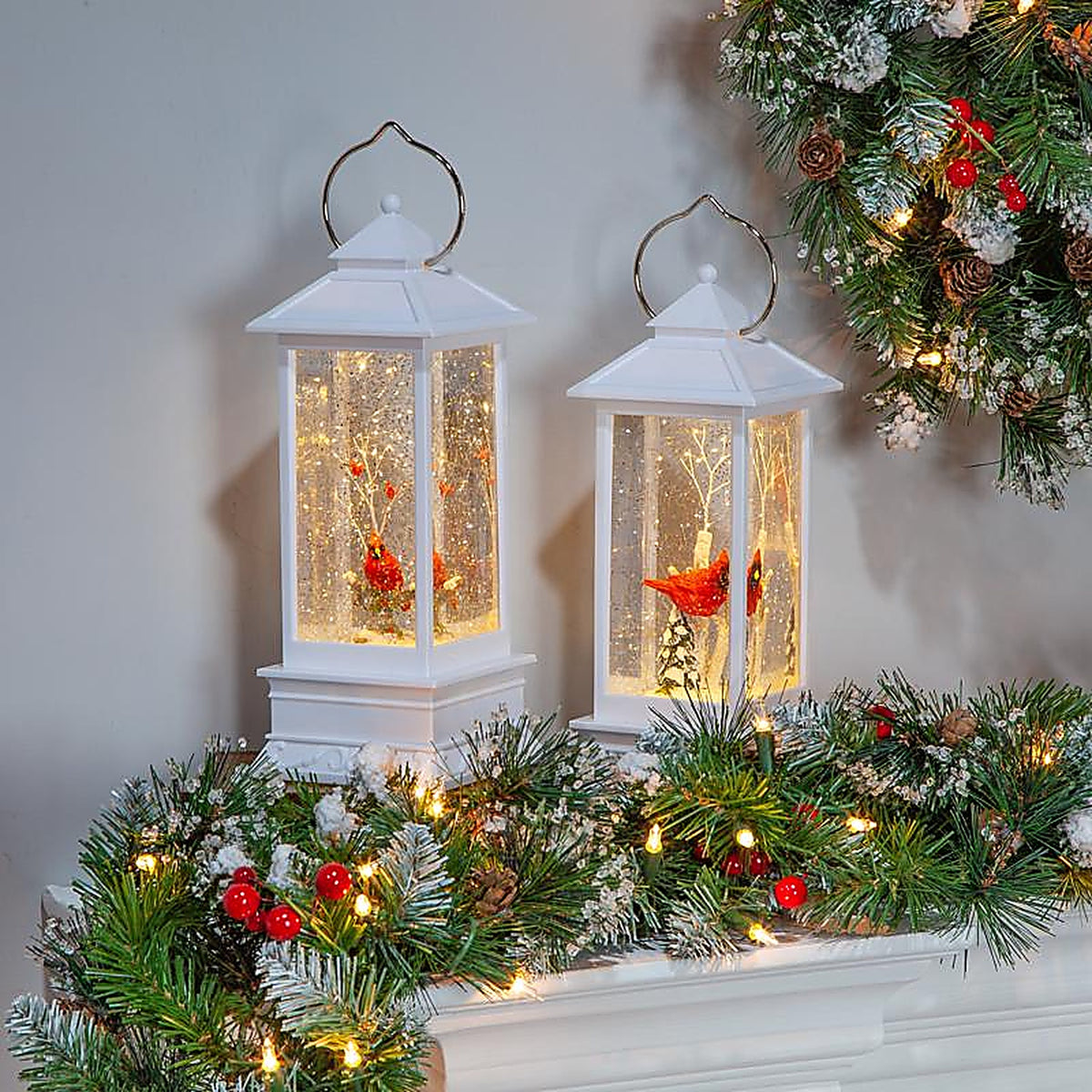 Gerson - 2359090 - Multicolored Lighted Water w/Cardinal Lantern 11 In.